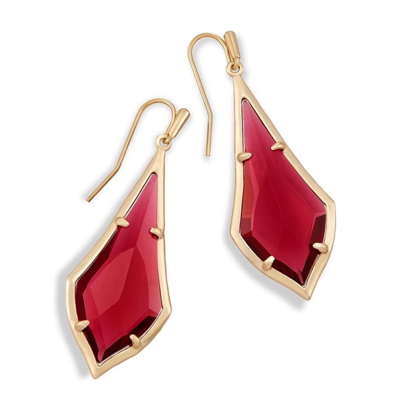 NWT Kendra Scott Olivia Drop Earrings
